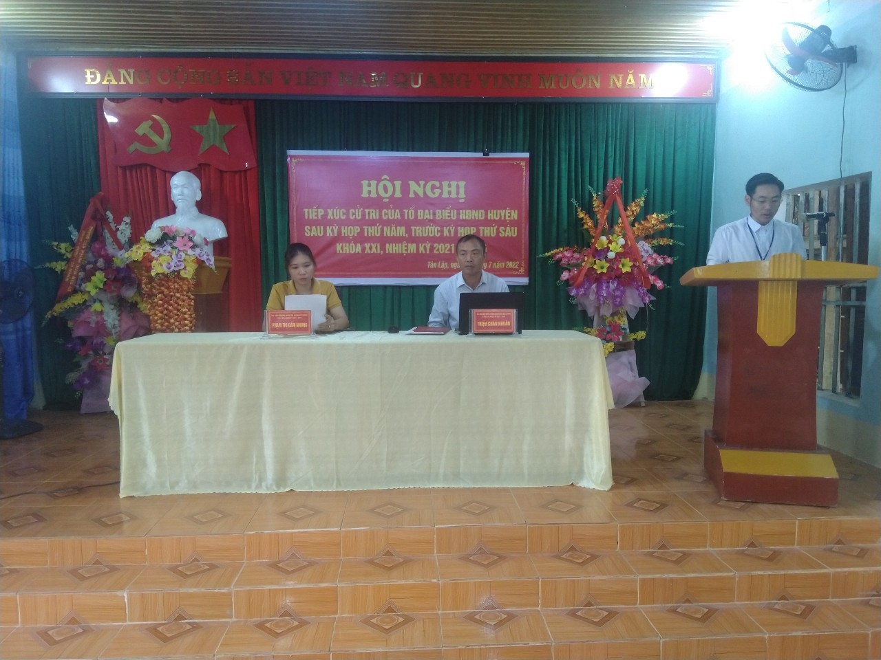 Tổ đại biểu số 1 HĐND huyện tiếp xúc cử tri tại xã Tân Lập