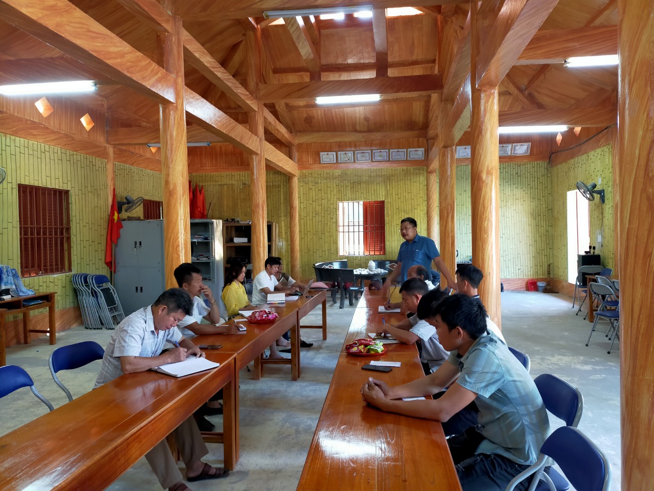 Đoàn công tác Viện Văn hoá, Nghệ thuật Quốc gia Việt Nam triển khai kế hoạch tổ chức khôi phục, bảo tồn và phát triển bản sắc, văn hoá truyền thống của đồng bào dân tộc Pà Thẻn ở xã Tân Lập
